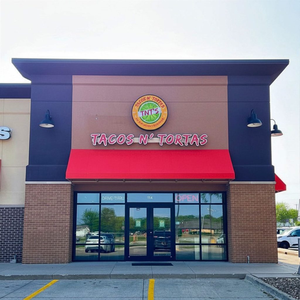 TNT’s Tacos N’ Tortas Ankeny storefront at 1550 N Ankeny Blvd Suite 114 in Ankeny, IA